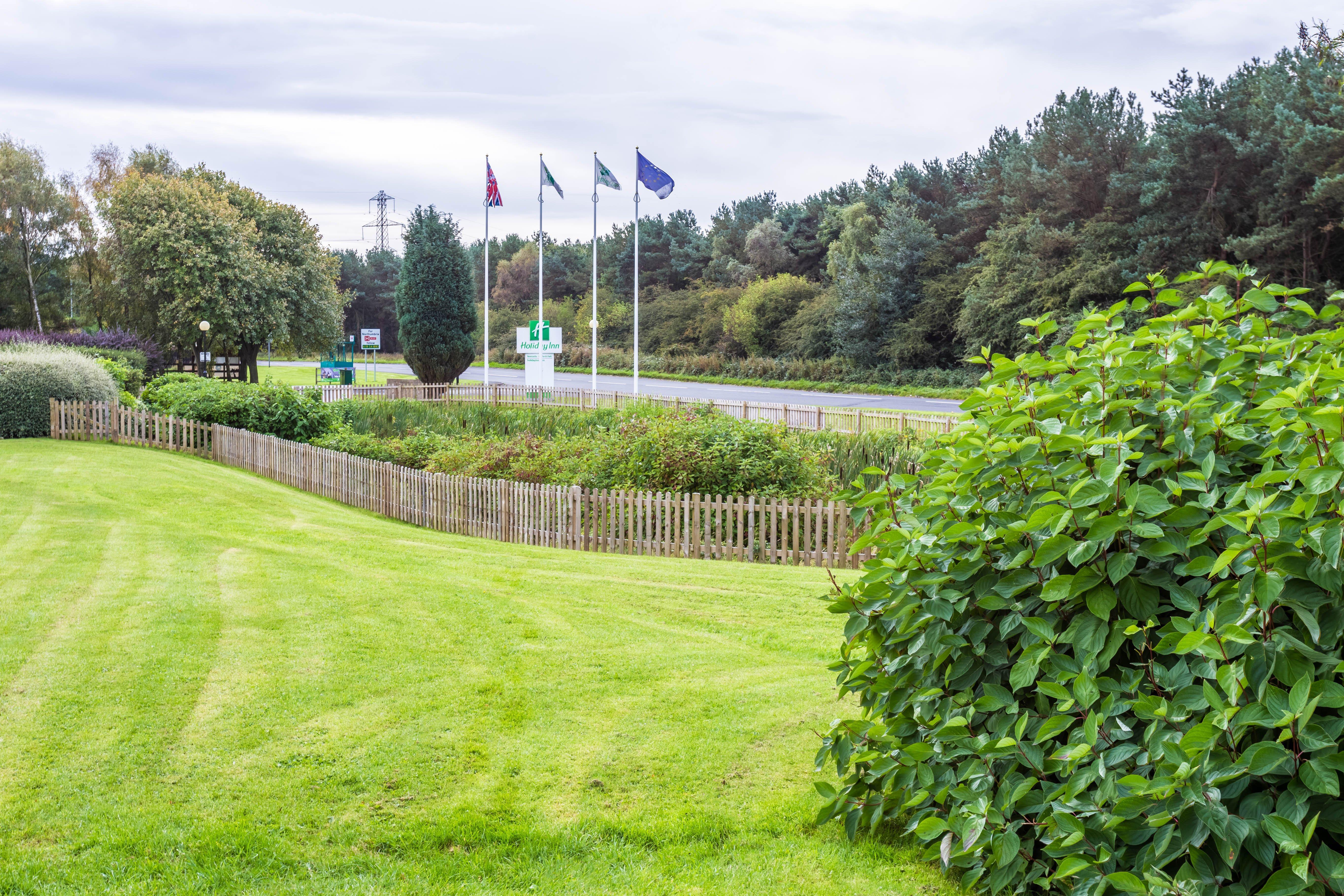 Holiday Inn Newcastle Gosforth Park, An Ihg Hotel Exterior photo